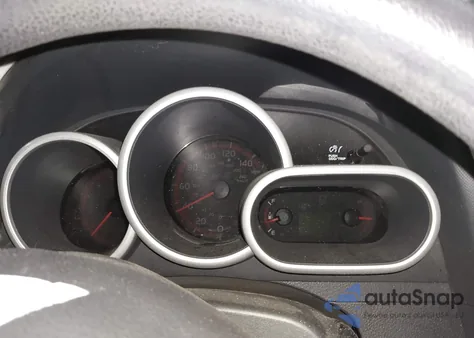 2009 Toyota Matrix S z USA, uszkodzony, nr VIN 2T1LE40E99C011518